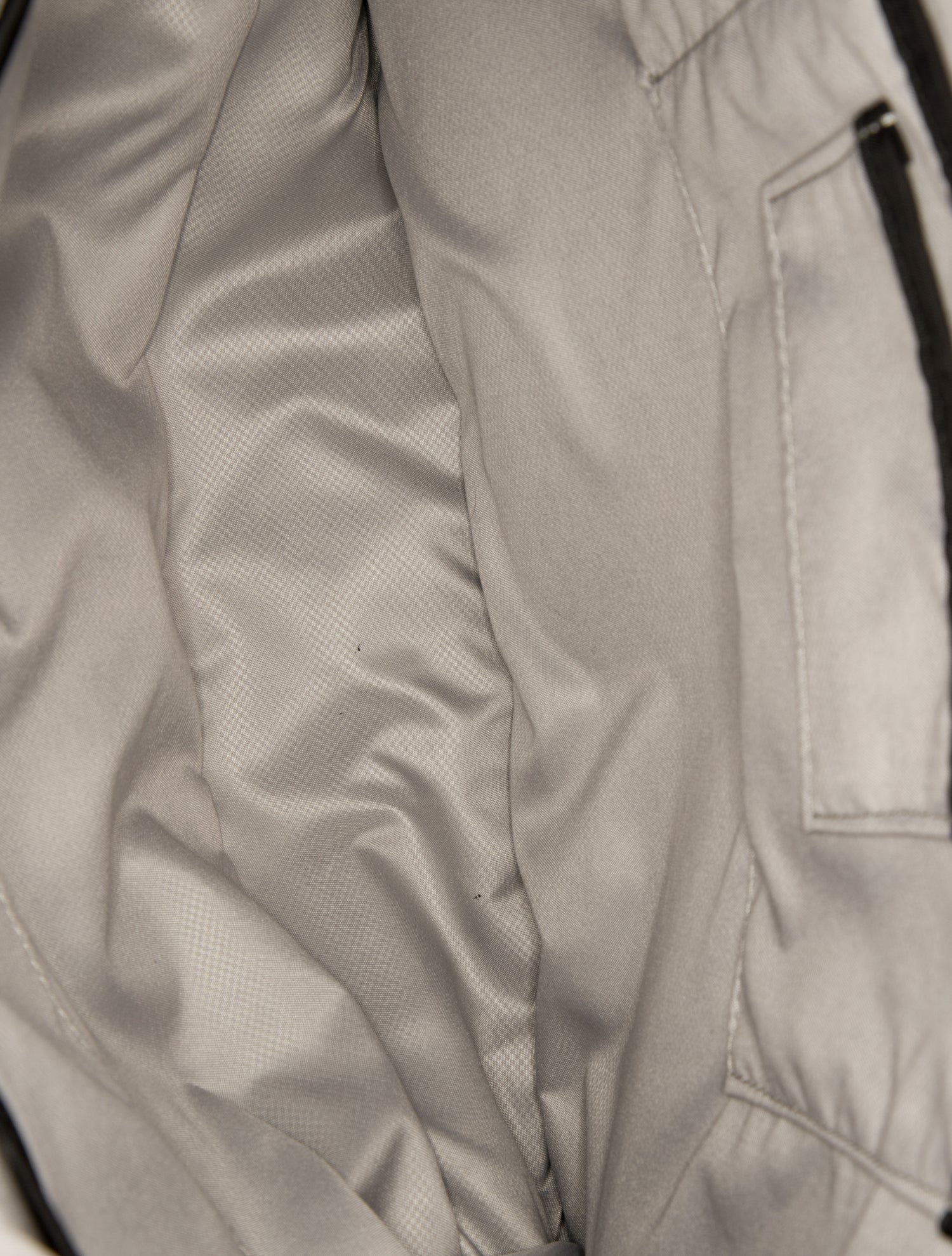 Tumi Travel Luggage Bag